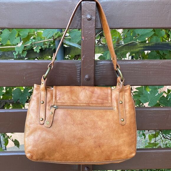 Distressed Leader Handmade Cognac Shoulder Bag - Picture 4 of 8